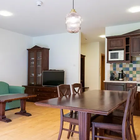 Апартаменты International House Mit Terrasse Zw 9 *