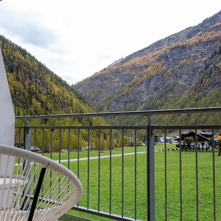 International House Mit Terrasse Zw 9 Sölden