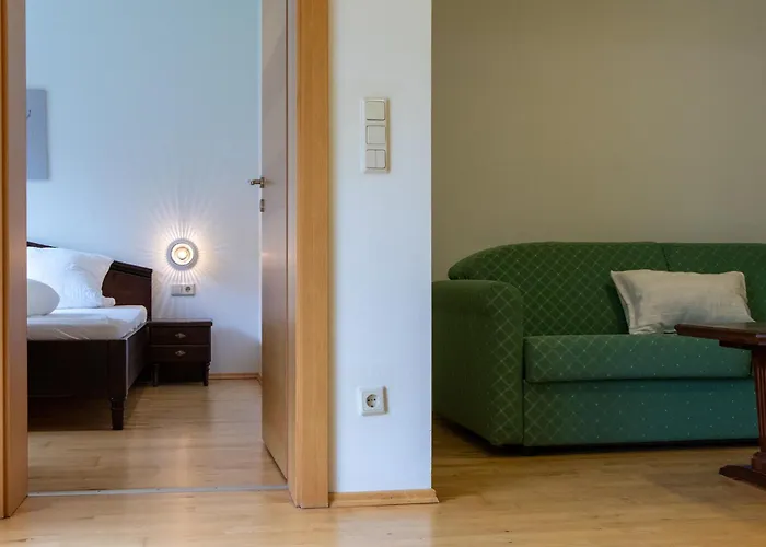 Apartment International House Mit Terrasse Zw 9 *